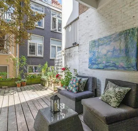 Resident Moose Bed & Breakfast Amsterdam