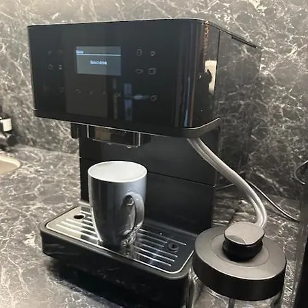 Resident Moose 5* Amsterdam